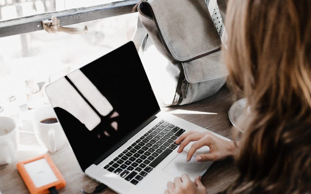 9 Books for Mompreneurs: Must-Reads from The Local Moms Network