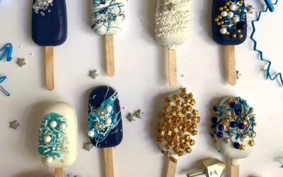 Easy Chanukah Cakesicles Recipe!
