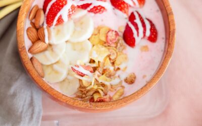 Delicious and Healthy Valentine’s Day Strawberry Smoothie