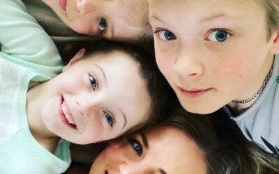 Meet a Mom: Amber of Glow Envy Skincare!