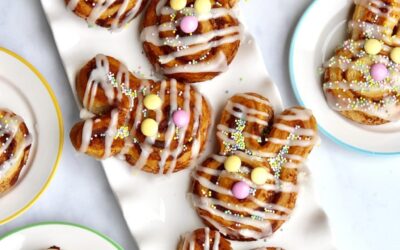 Cinnamon Roll Easter Bunnies